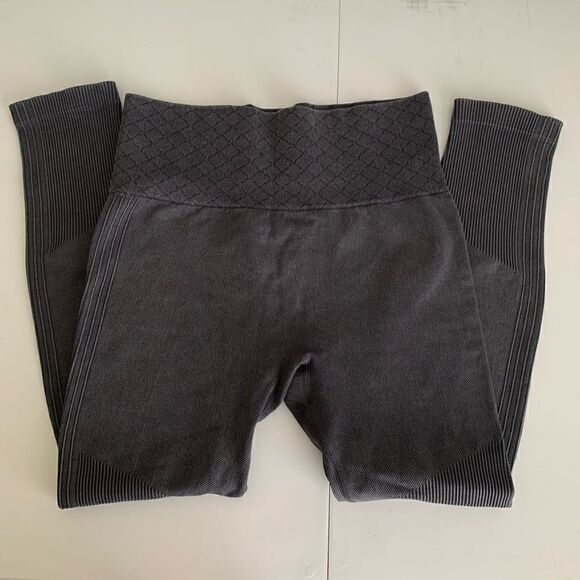 Savvi Costa Gray Leggings - Picture 8 of 15